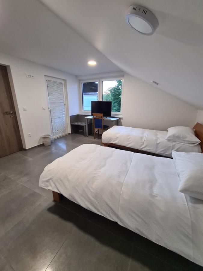 Gostisce Pri Rudiju Otel Salovci Dış mekan fotoğraf